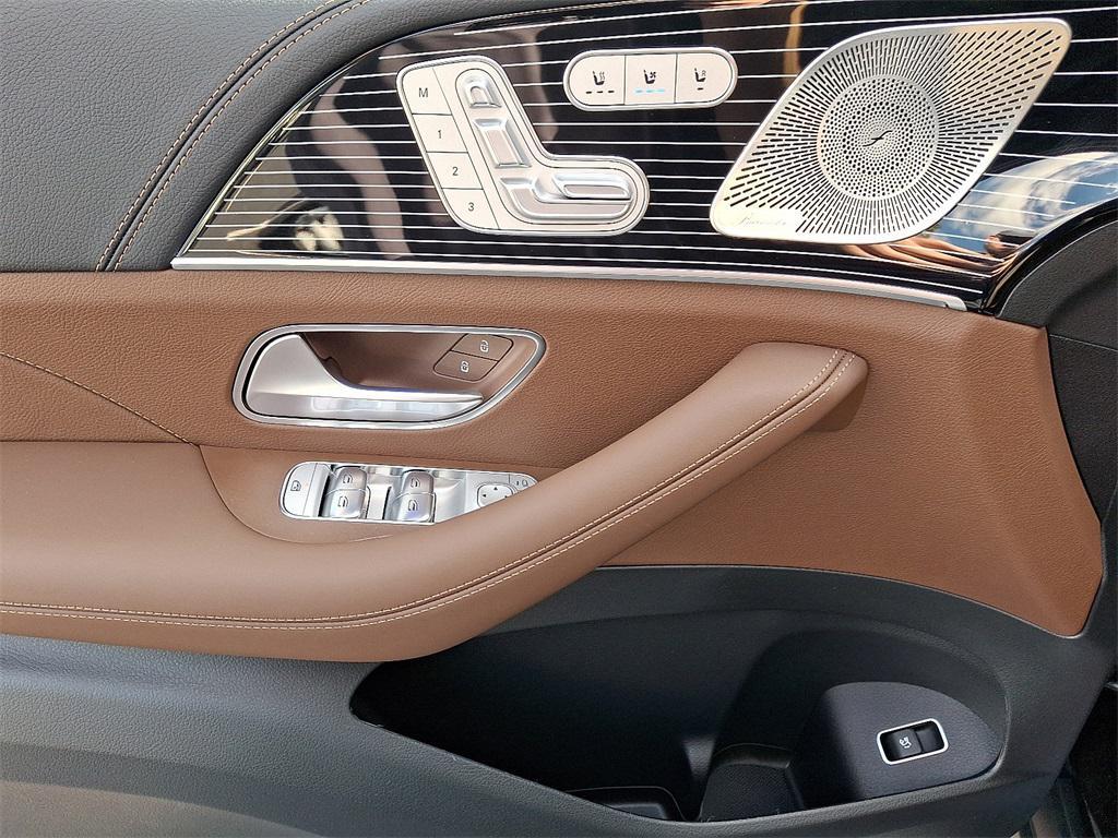 new 2026 Mercedes-Benz AMG GLE 53 car, priced at $99,705