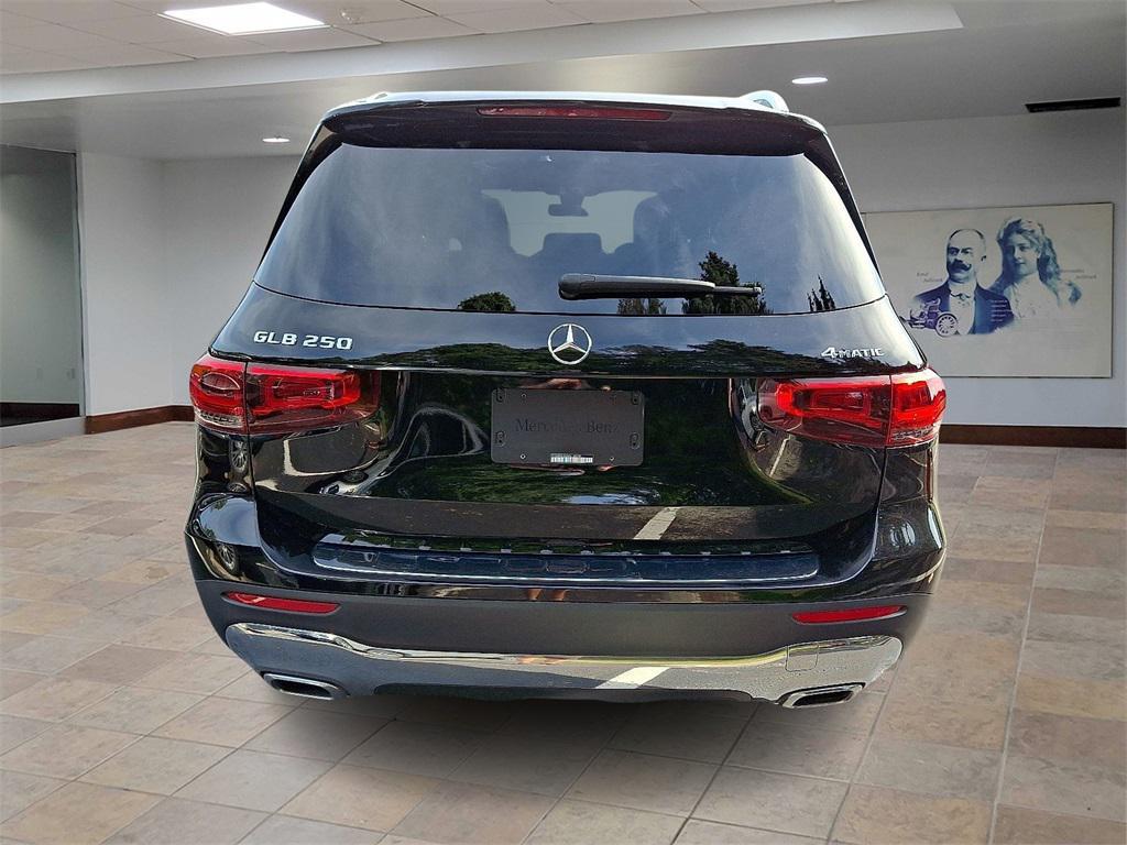 used 2021 Mercedes-Benz GLB 250 car, priced at $25,981