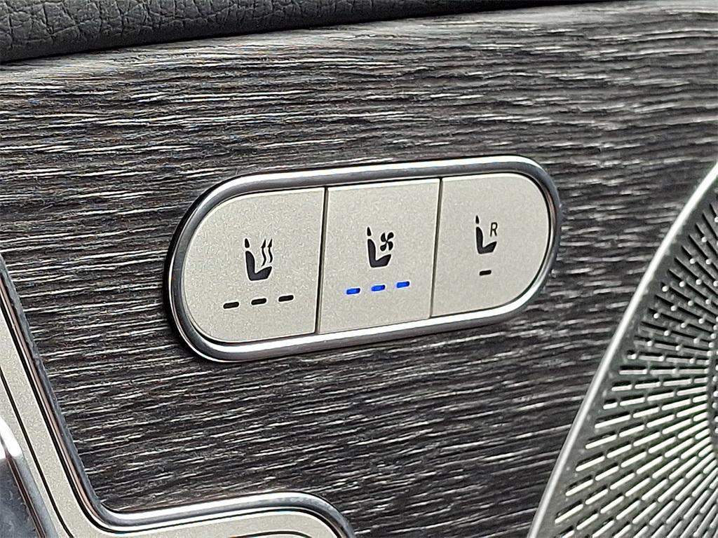 new 2026 Mercedes-Benz GLS 450 car, priced at $93,615