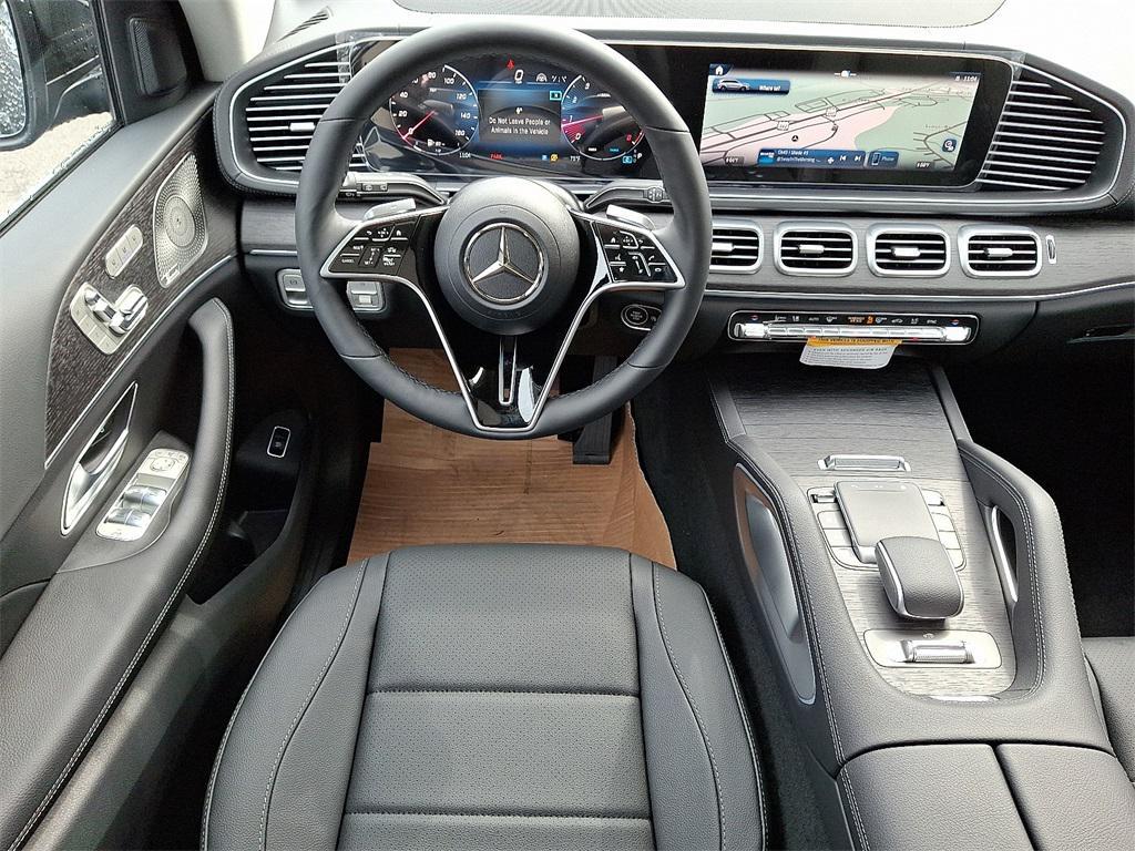 new 2026 Mercedes-Benz GLS 450 car, priced at $93,615