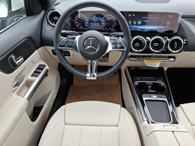 new 2025 Mercedes-Benz GLA 250 car, priced at $44,250