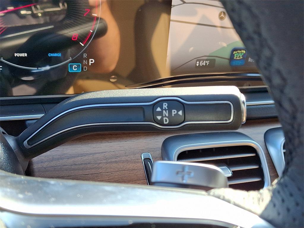 new 2026 Mercedes-Benz GLS 580 car, priced at $121,030