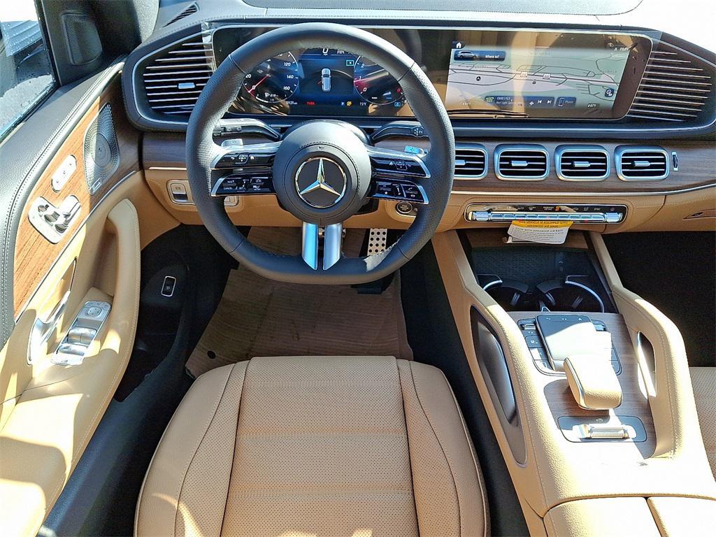 new 2026 Mercedes-Benz GLS 580 car, priced at $121,030