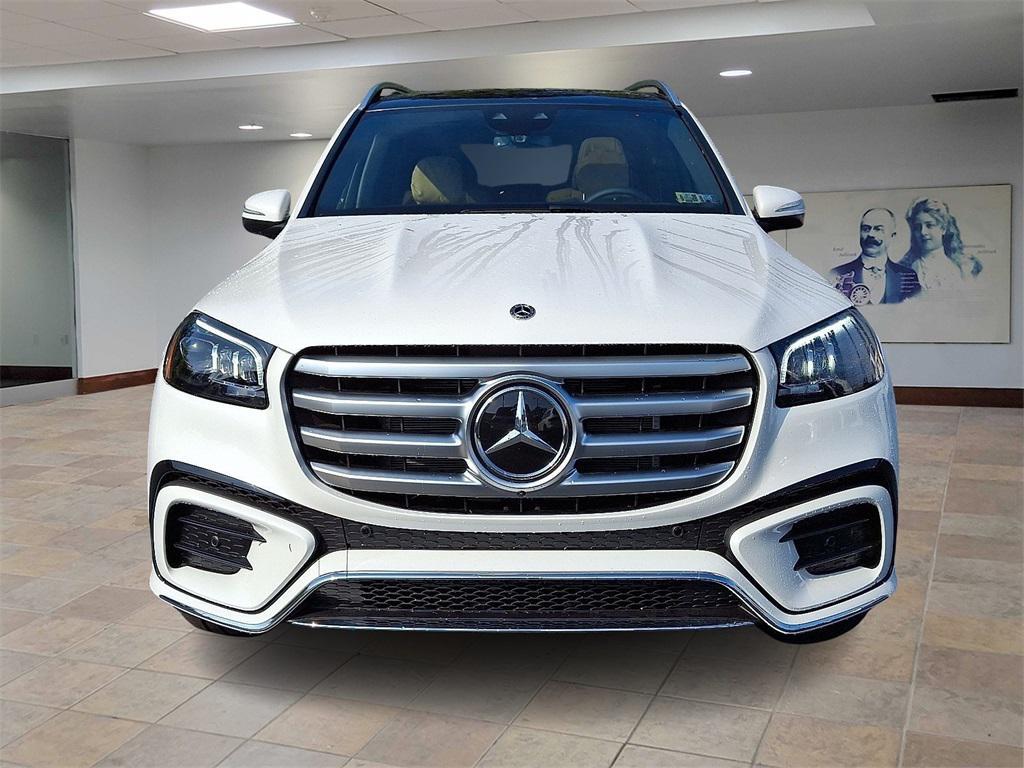 new 2026 Mercedes-Benz GLS 580 car, priced at $121,030