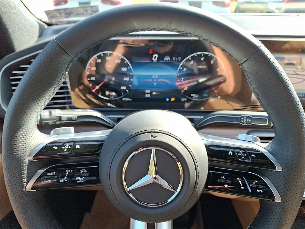 new 2026 Mercedes-Benz GLS 580 car, priced at $121,030