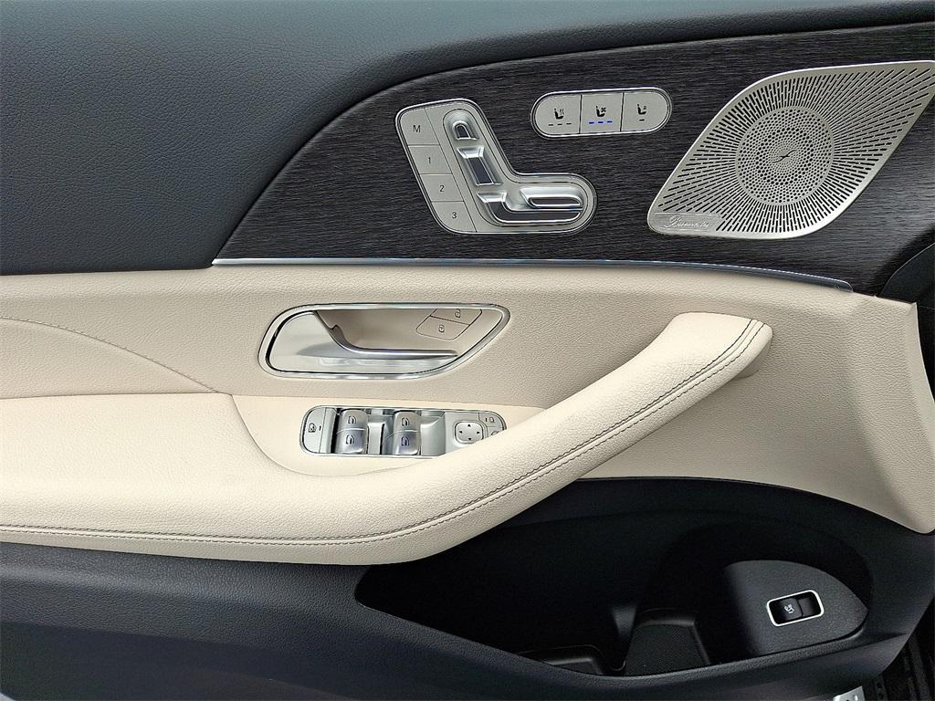 new 2026 Mercedes-Benz GLE 450 car, priced at $79,245