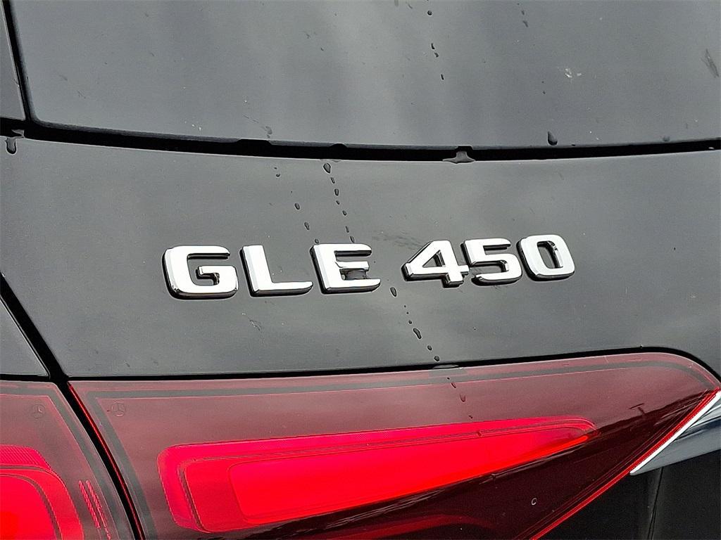 new 2026 Mercedes-Benz GLE 450 car, priced at $79,245