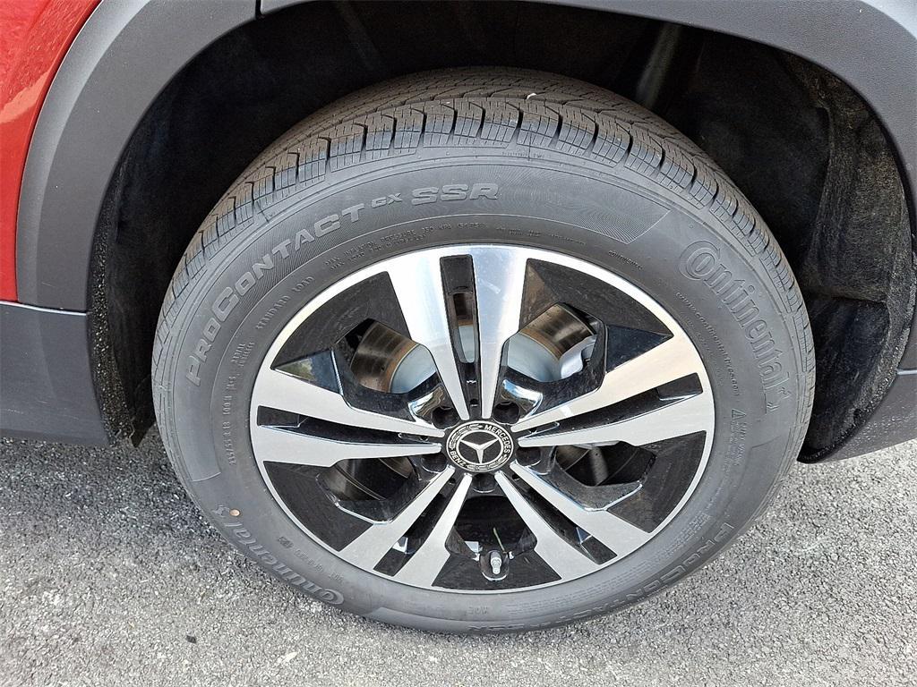 new 2026 Mercedes-Benz GLB 250 car, priced at $54,670