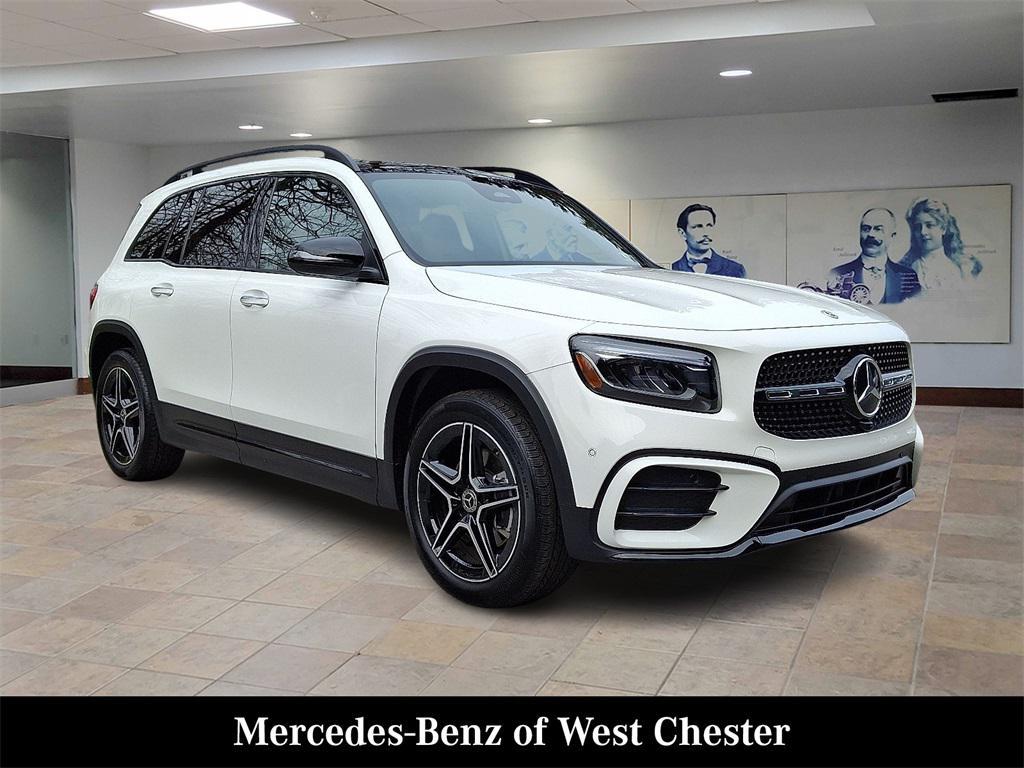 used 2025 Mercedes-Benz GLB 250 car, priced at $43,981