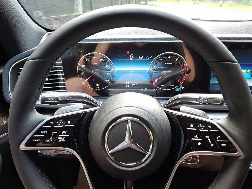 new 2025 Mercedes-Benz GLS 450 car, priced at $92,275
