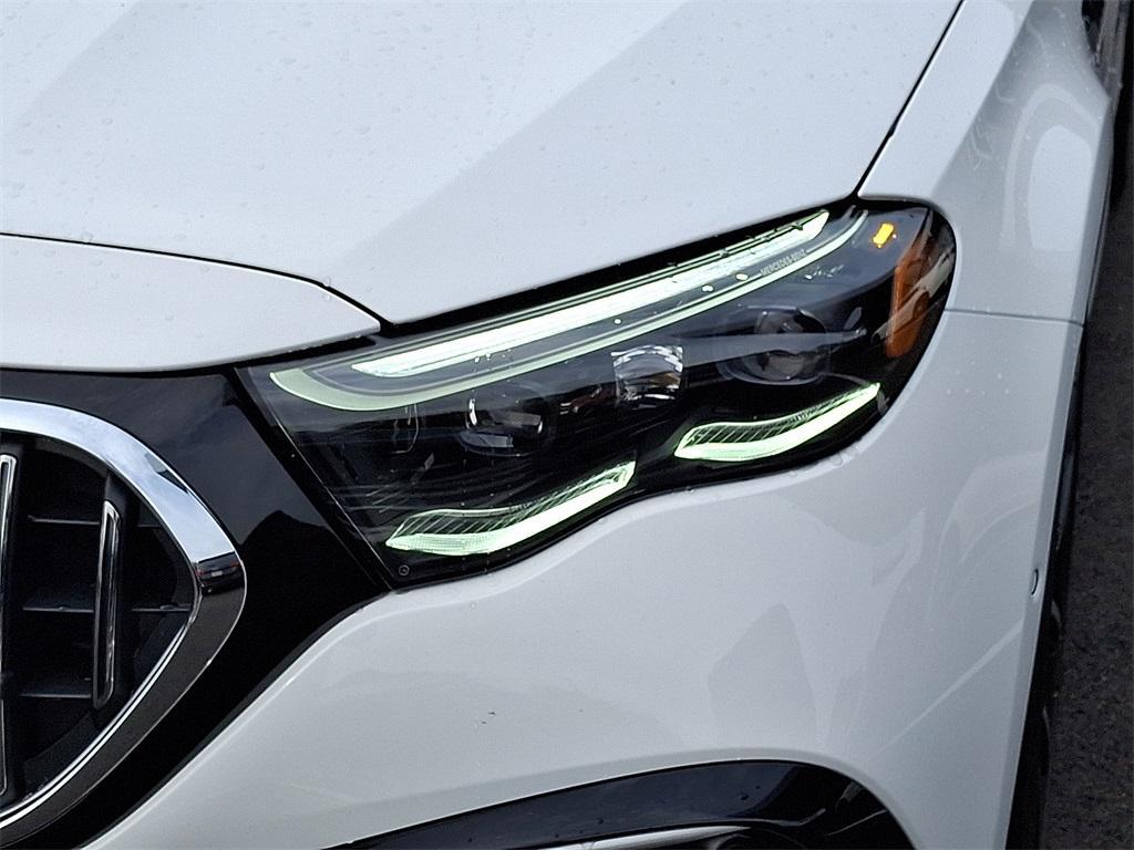 new 2026 Mercedes-Benz AMG E 53 car, priced at $107,675