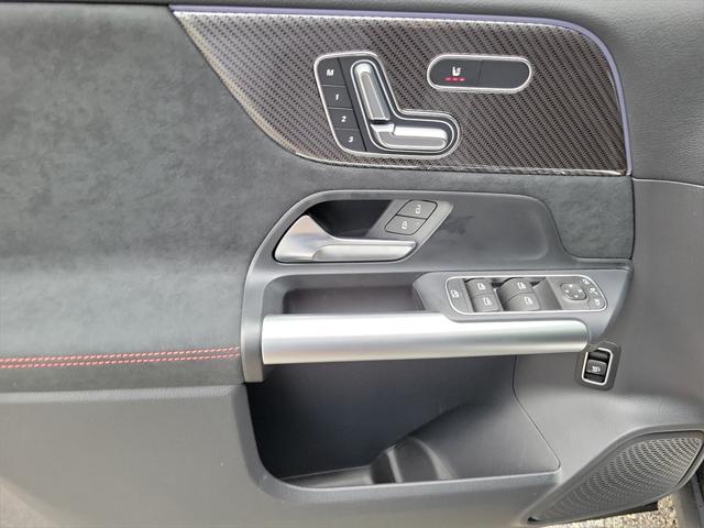 new 2025 Mercedes-Benz GLA 250 car, priced at $53,420