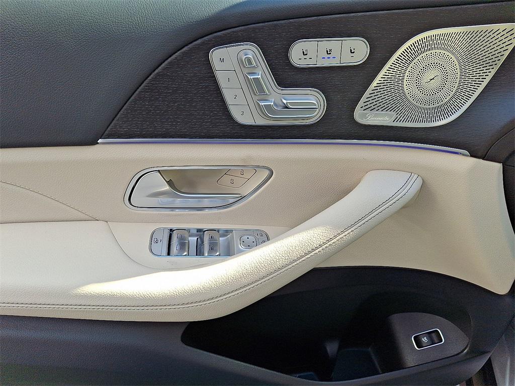 new 2026 Mercedes-Benz GLS 450 car, priced at $96,430