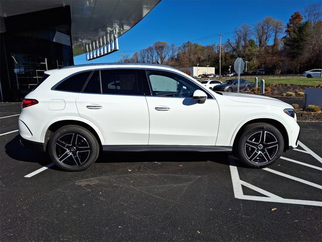 new 2025 Mercedes-Benz GLC 300 car, priced at $61,970