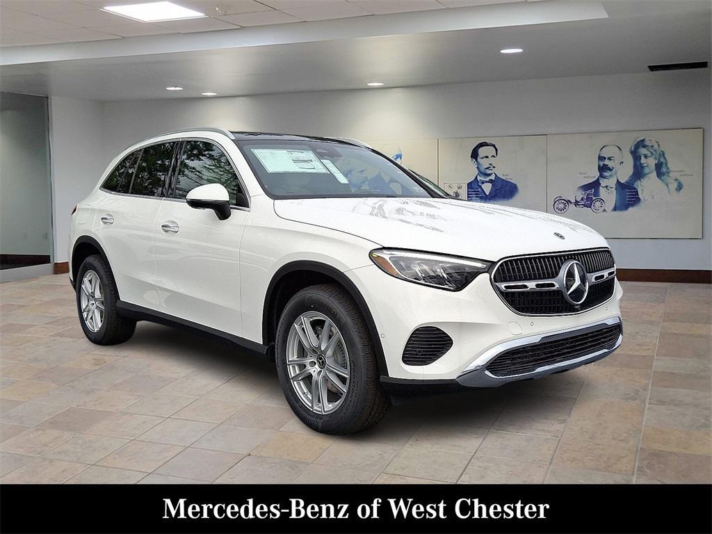 new 2025 Mercedes-Benz GLC 300 car, priced at $56,385