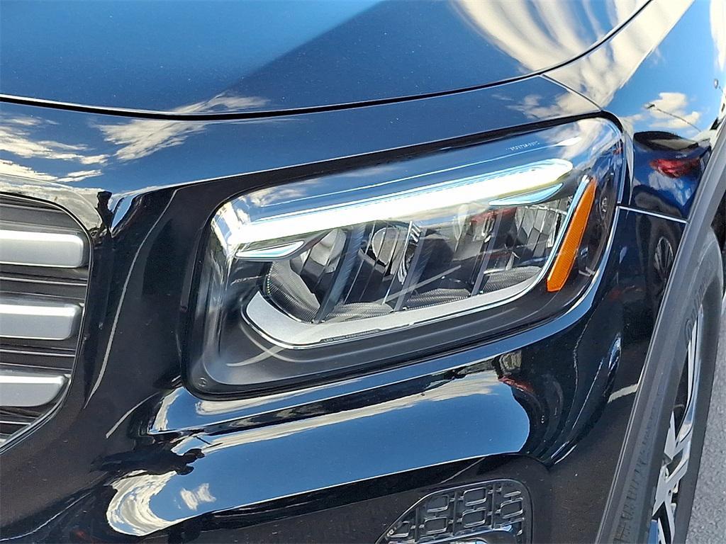 new 2026 Mercedes-Benz GLB 250 car, priced at $49,705