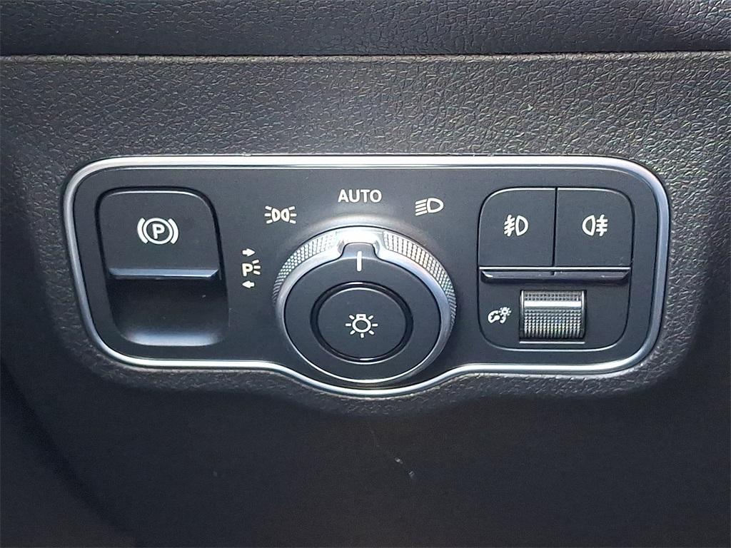 new 2026 Mercedes-Benz GLB 250 car, priced at $49,705