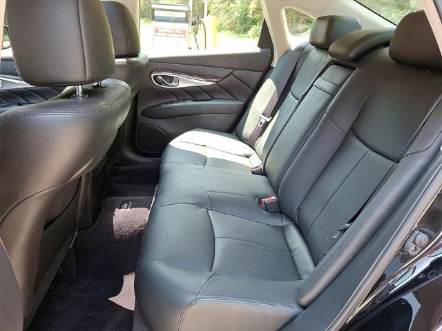 used 2014 INFINITI Q70 car, priced at $14,481