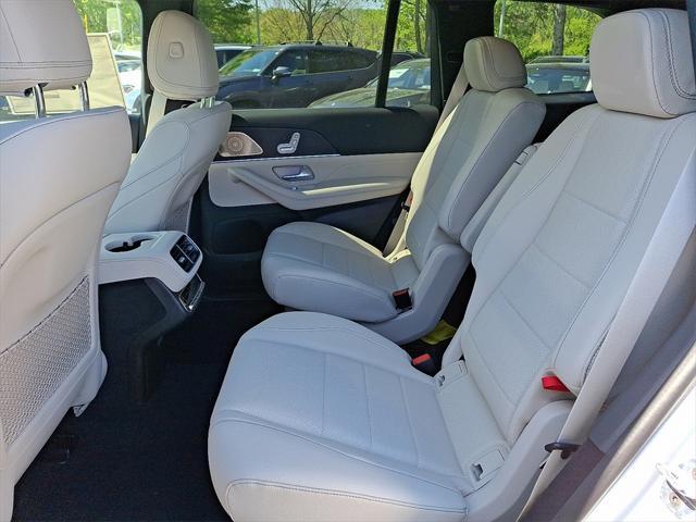 new 2025 Mercedes-Benz GLS 450 car, priced at $97,430