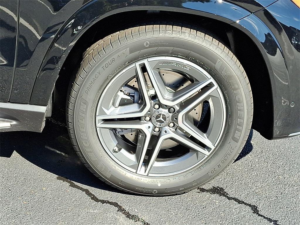 new 2026 Mercedes-Benz GLE 450 car, priced at $81,890