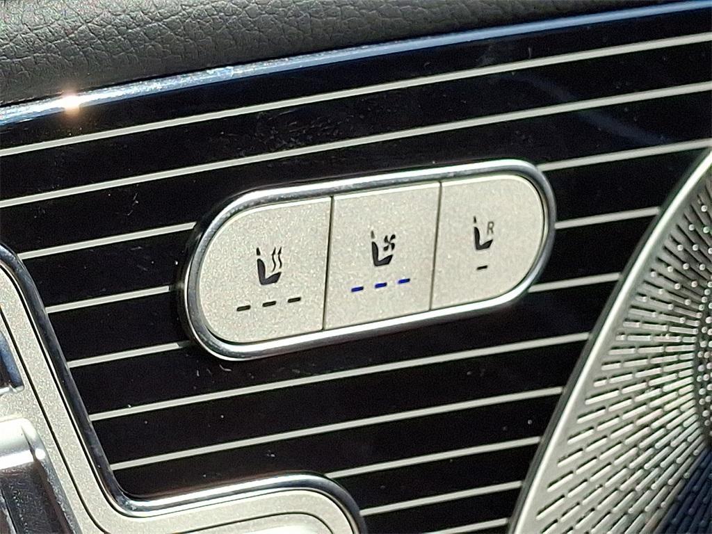 new 2025 Mercedes-Benz GLS 580 car, priced at $120,470