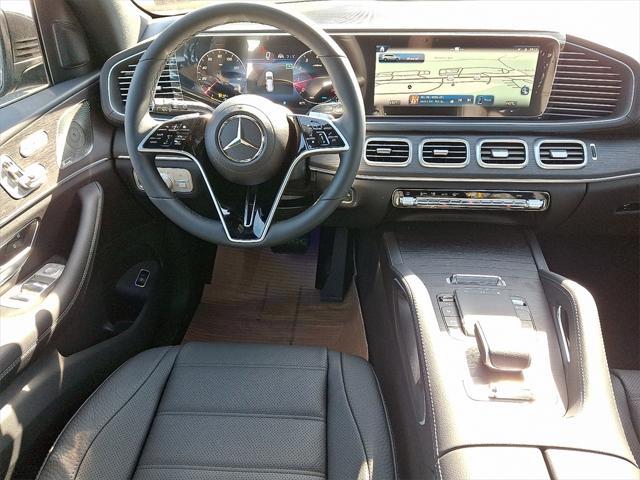 new 2025 Mercedes-Benz GLS 450 car, priced at $96,470