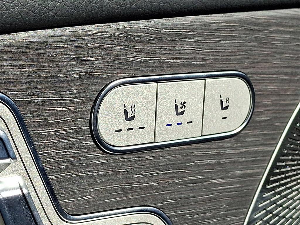 new 2026 Mercedes-Benz GLS 450 car, priced at $96,865