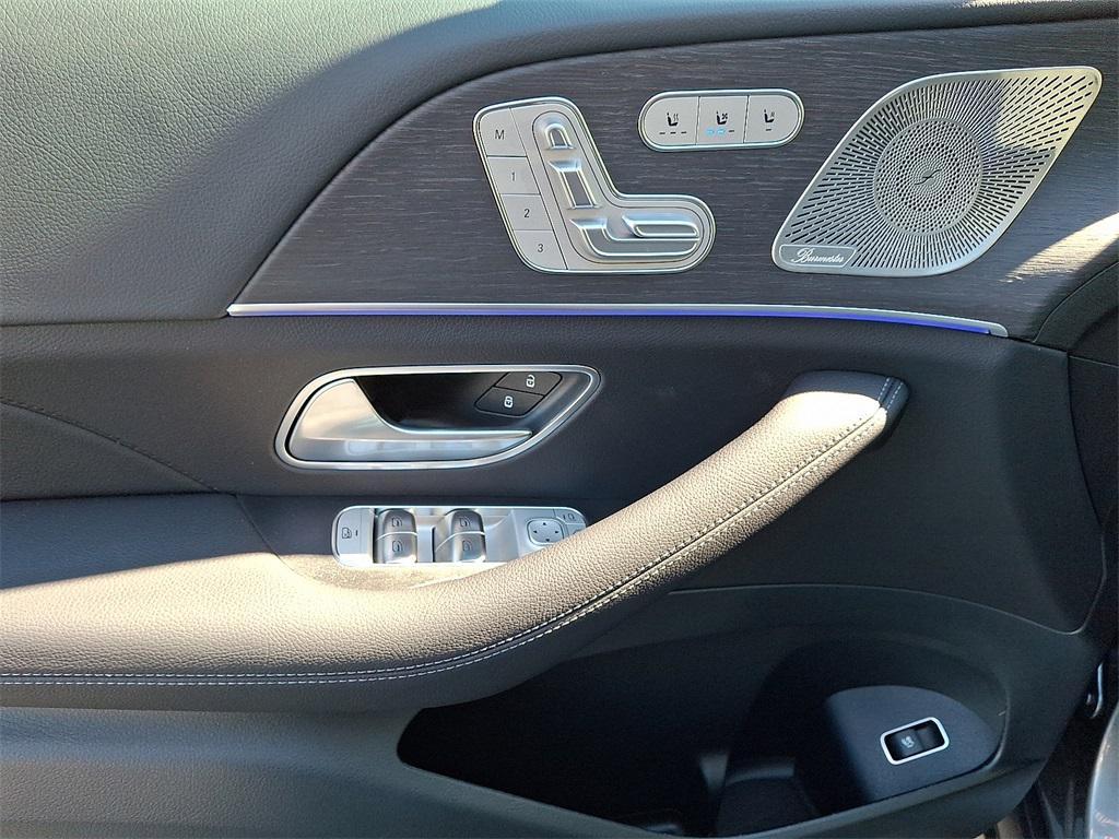 new 2026 Mercedes-Benz GLS 450 car, priced at $96,865