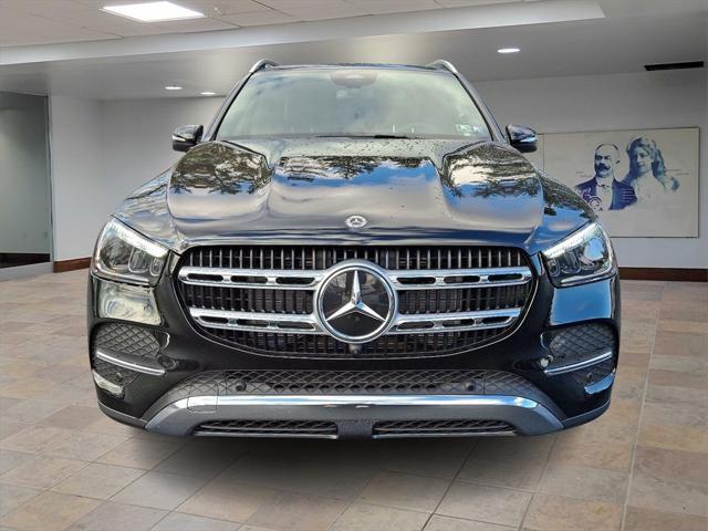 new 2025 Mercedes-Benz GLE 450 car, priced at $76,780