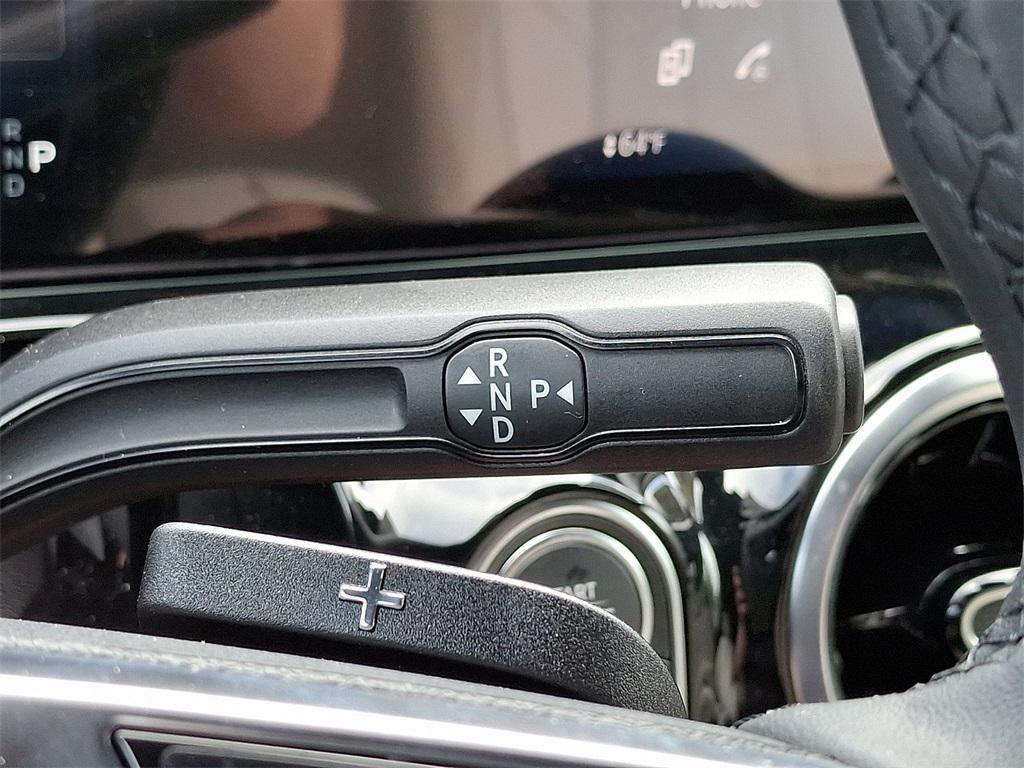 new 2025 Mercedes-Benz GLA 250 car, priced at $44,250