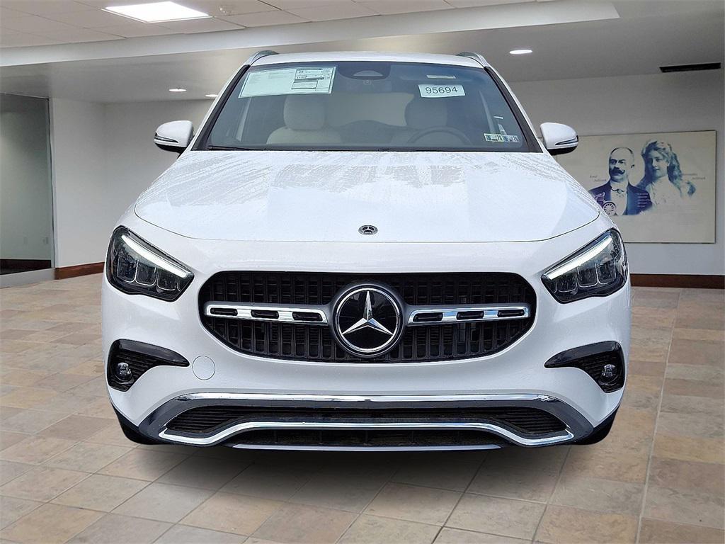 new 2025 Mercedes-Benz GLA 250 car, priced at $44,250