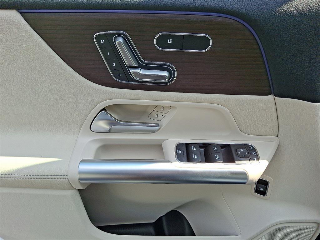 new 2026 Mercedes-Benz GLA 250 car, priced at $50,225