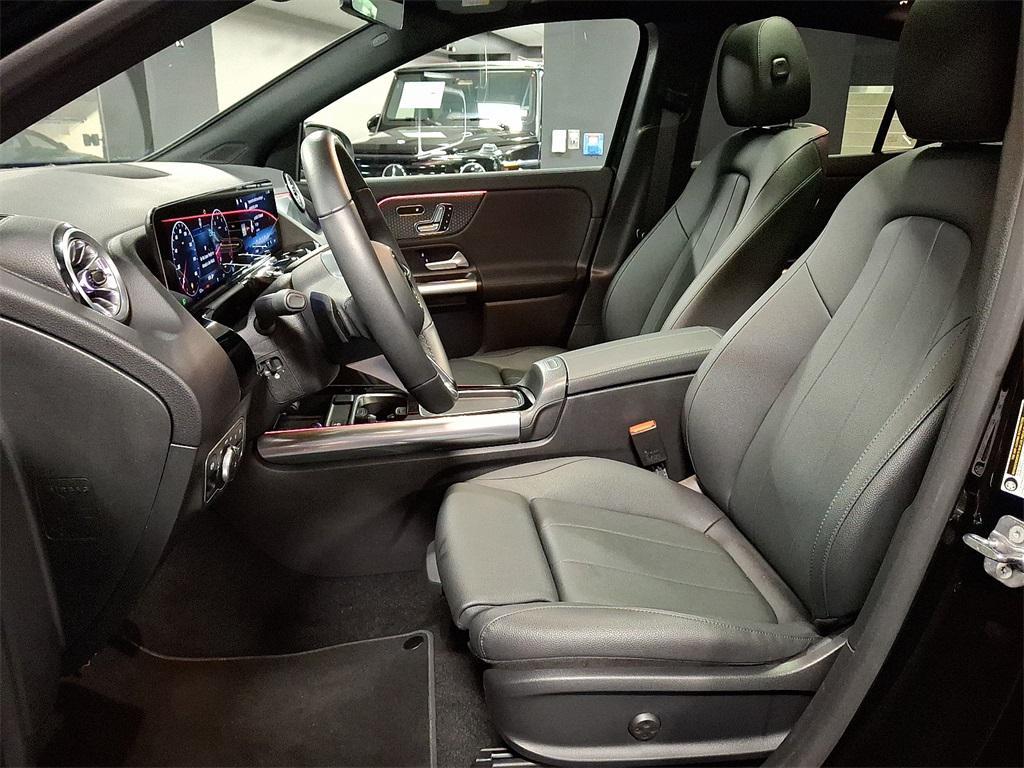 used 2025 Mercedes-Benz GLA 250 car, priced at $43,981