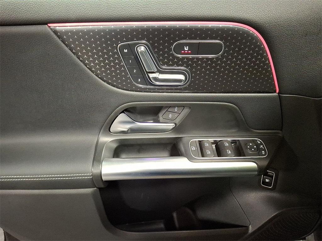 used 2025 Mercedes-Benz GLA 250 car, priced at $43,981