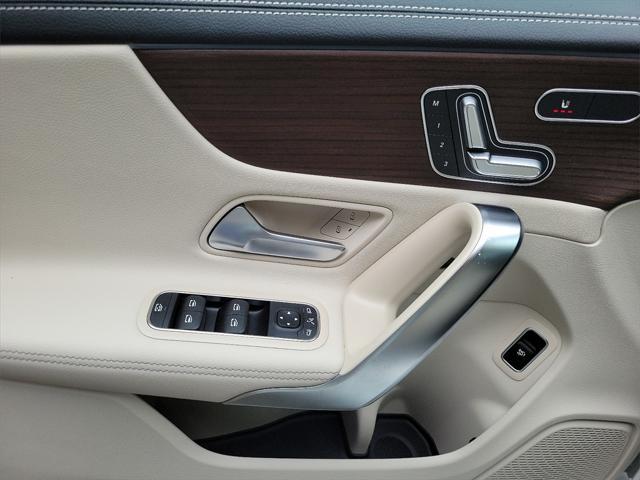 new 2025 Mercedes-Benz CLA 250 car, priced at $49,425