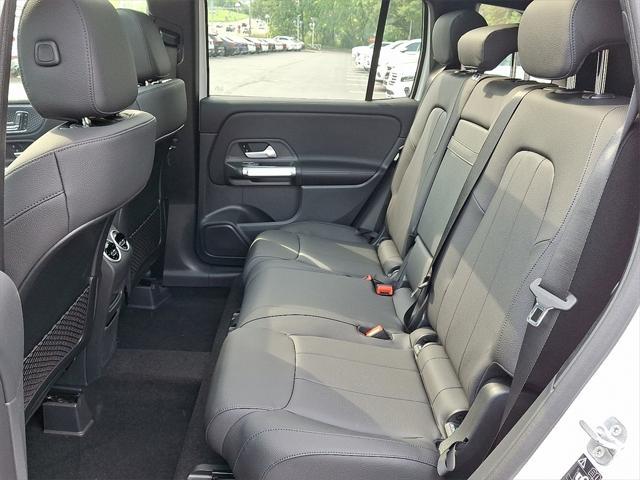 new 2025 Mercedes-Benz GLB 250 car, priced at $51,500