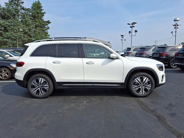 new 2025 Mercedes-Benz GLB 250 car, priced at $51,500