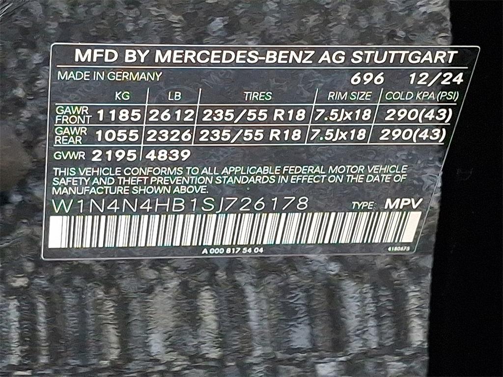 new 2025 Mercedes-Benz GLA 250 car, priced at $47,295