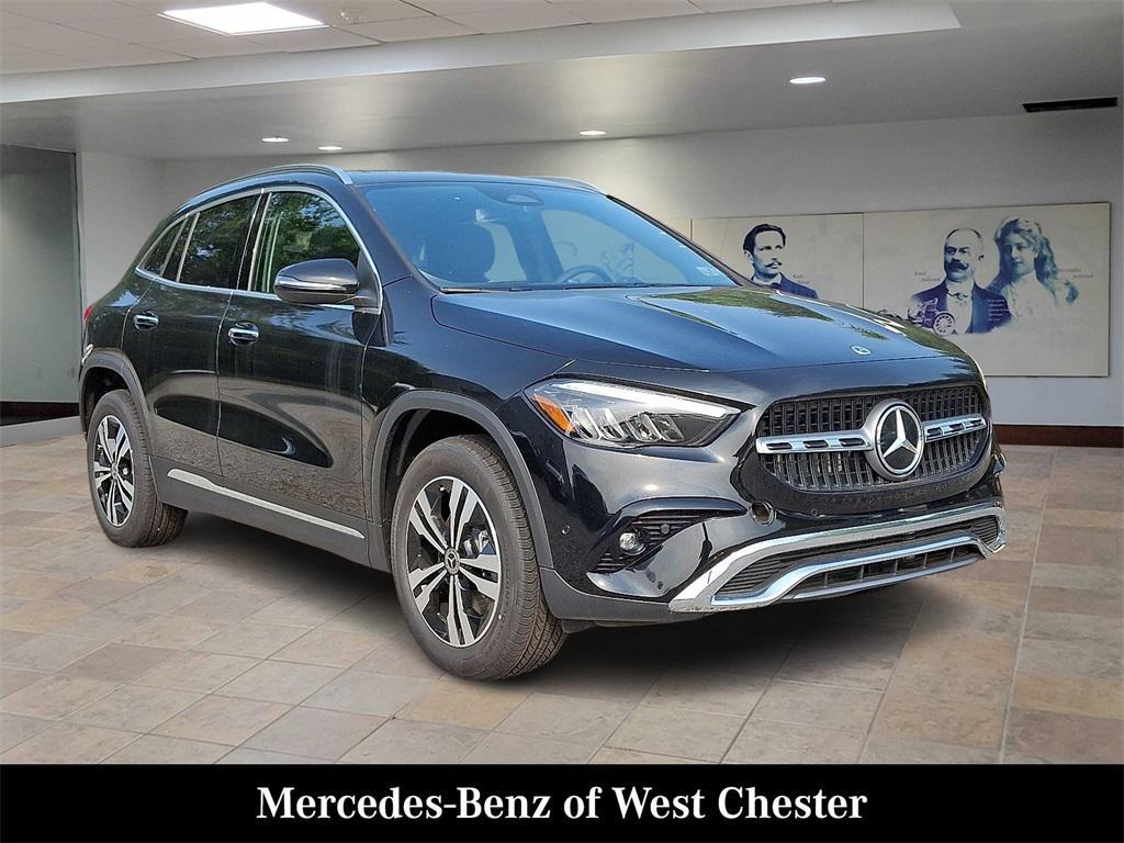 new 2025 Mercedes-Benz GLA 250 car, priced at $47,295