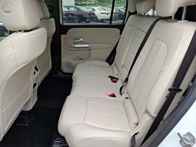 new 2025 Mercedes-Benz GLB 250 car, priced at $46,550
