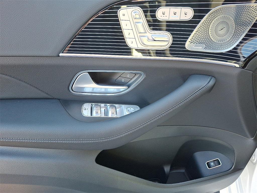 new 2026 Mercedes-Benz GLE 450 car, priced at $86,675