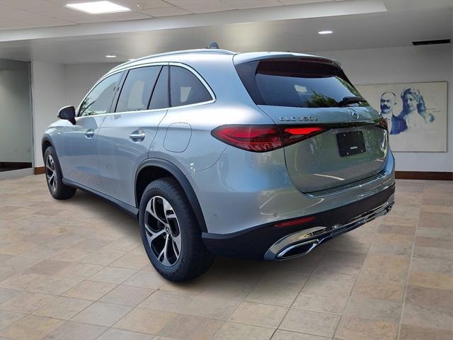 new 2025 Mercedes-Benz GLC 350e car, priced at $67,870