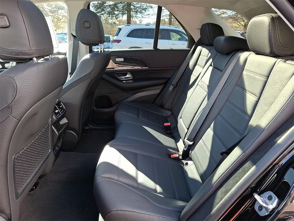 new 2026 Mercedes-Benz GLE 450 car, priced at $89,260