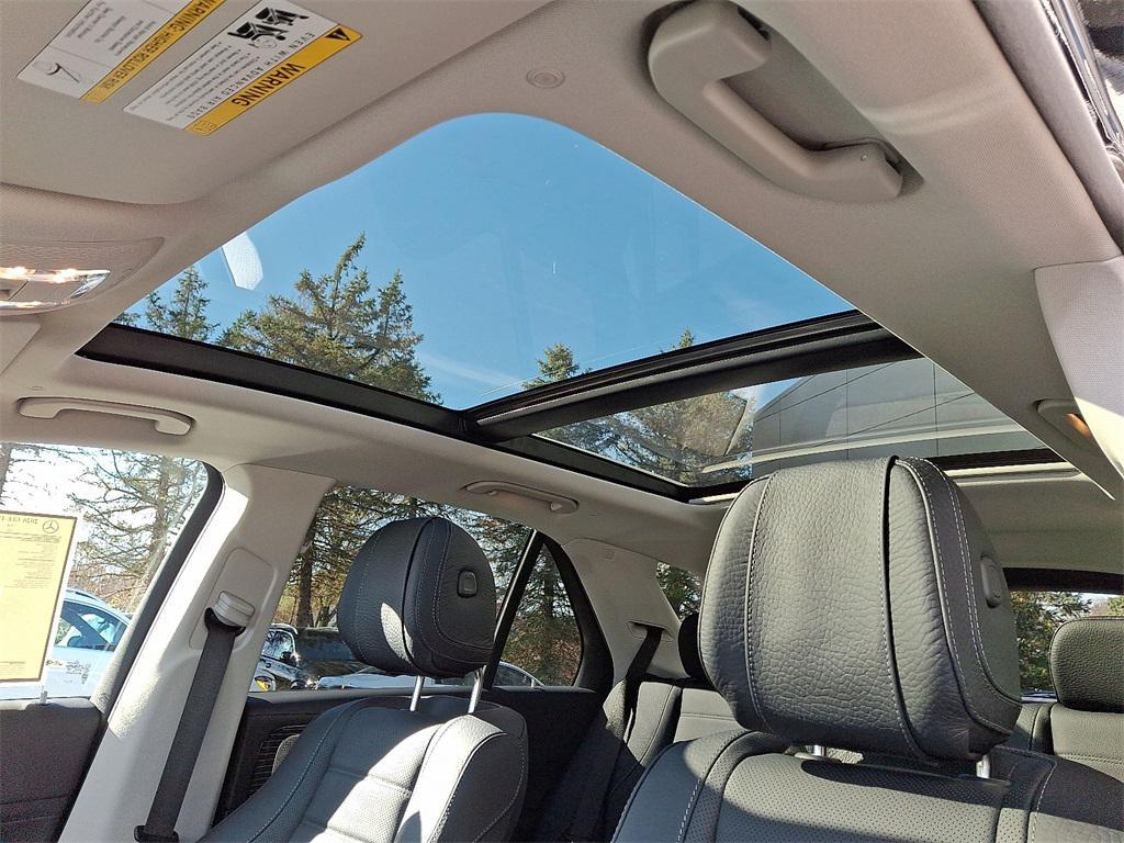 new 2026 Mercedes-Benz GLE 450 car, priced at $89,260