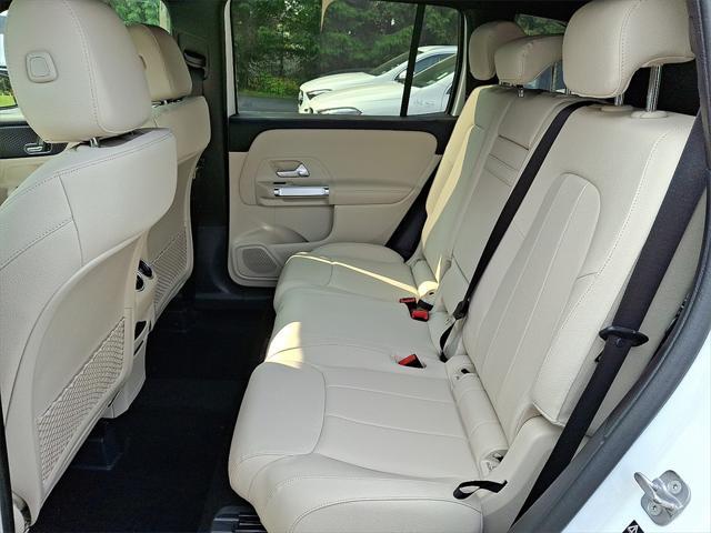 new 2025 Mercedes-Benz GLB 250 car, priced at $46,550