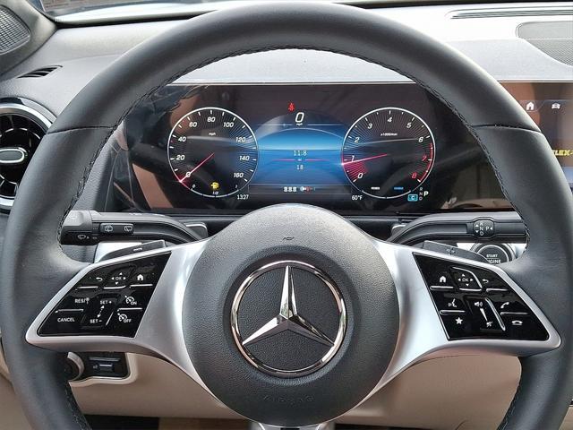 new 2025 Mercedes-Benz GLB 250 car, priced at $46,550