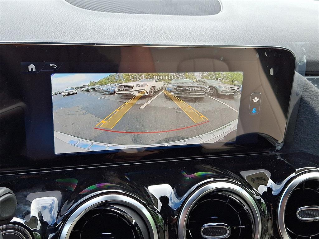 new 2025 Mercedes-Benz GLA 250 car, priced at $44,250