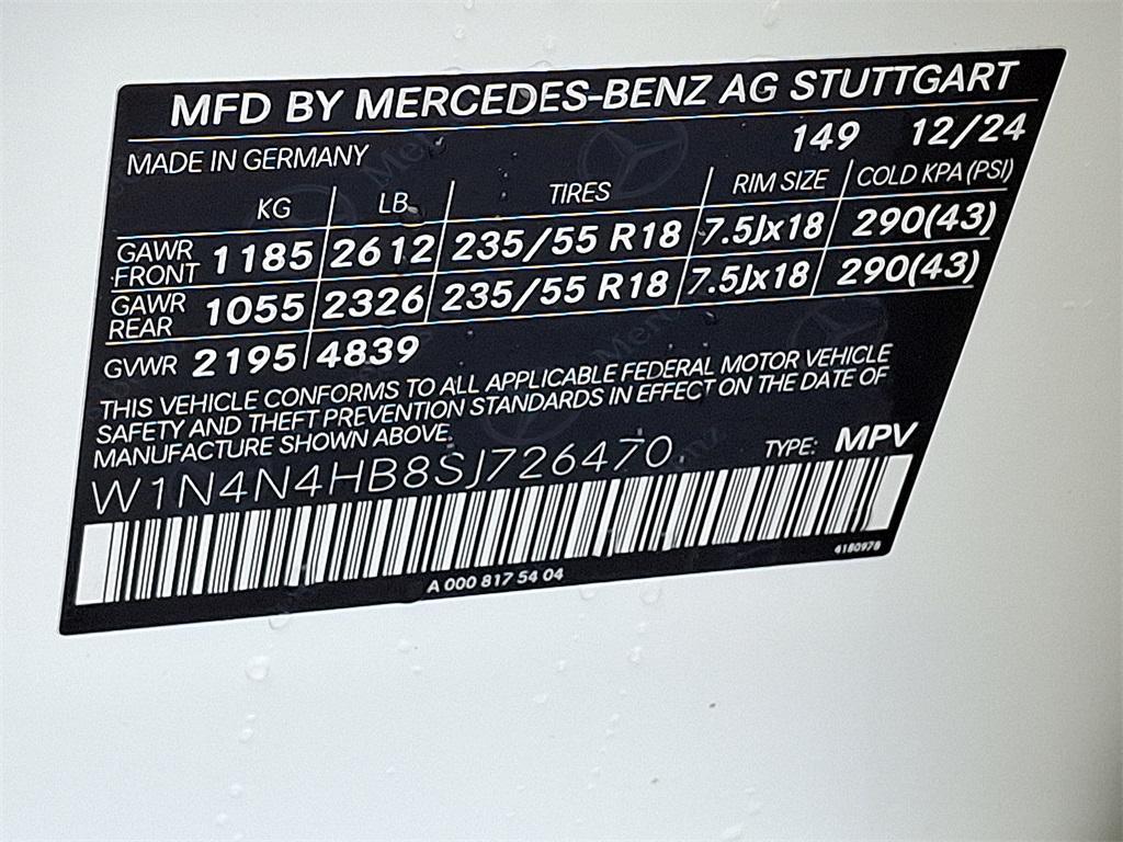 new 2025 Mercedes-Benz GLA 250 car, priced at $44,250