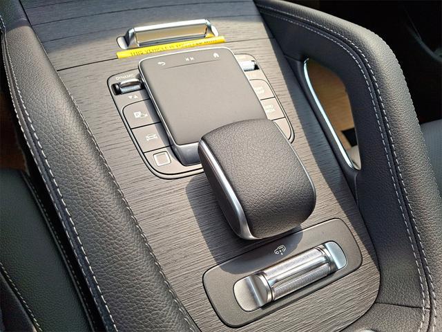 new 2025 Mercedes-Benz GLS 450 car, priced at $101,275