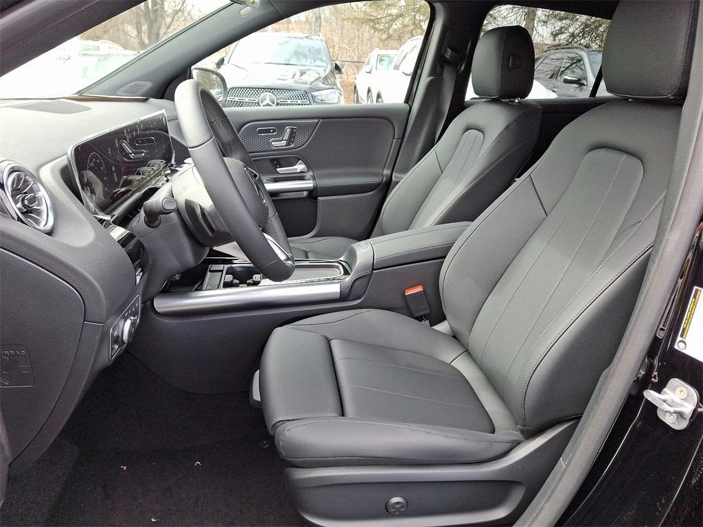 new 2025 Mercedes-Benz GLA 250 car, priced at $46,650